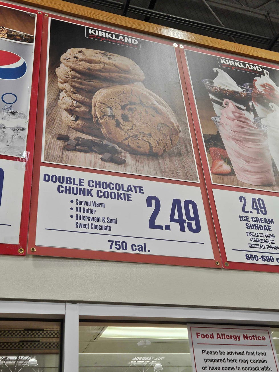 I Tried Costco's New Food Court Cookie That Has People Outraged