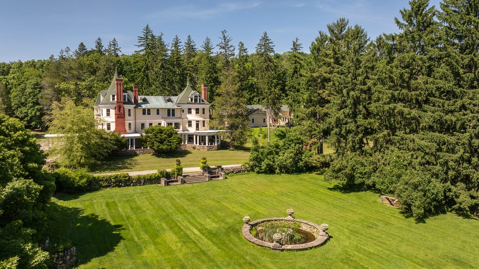 mansion