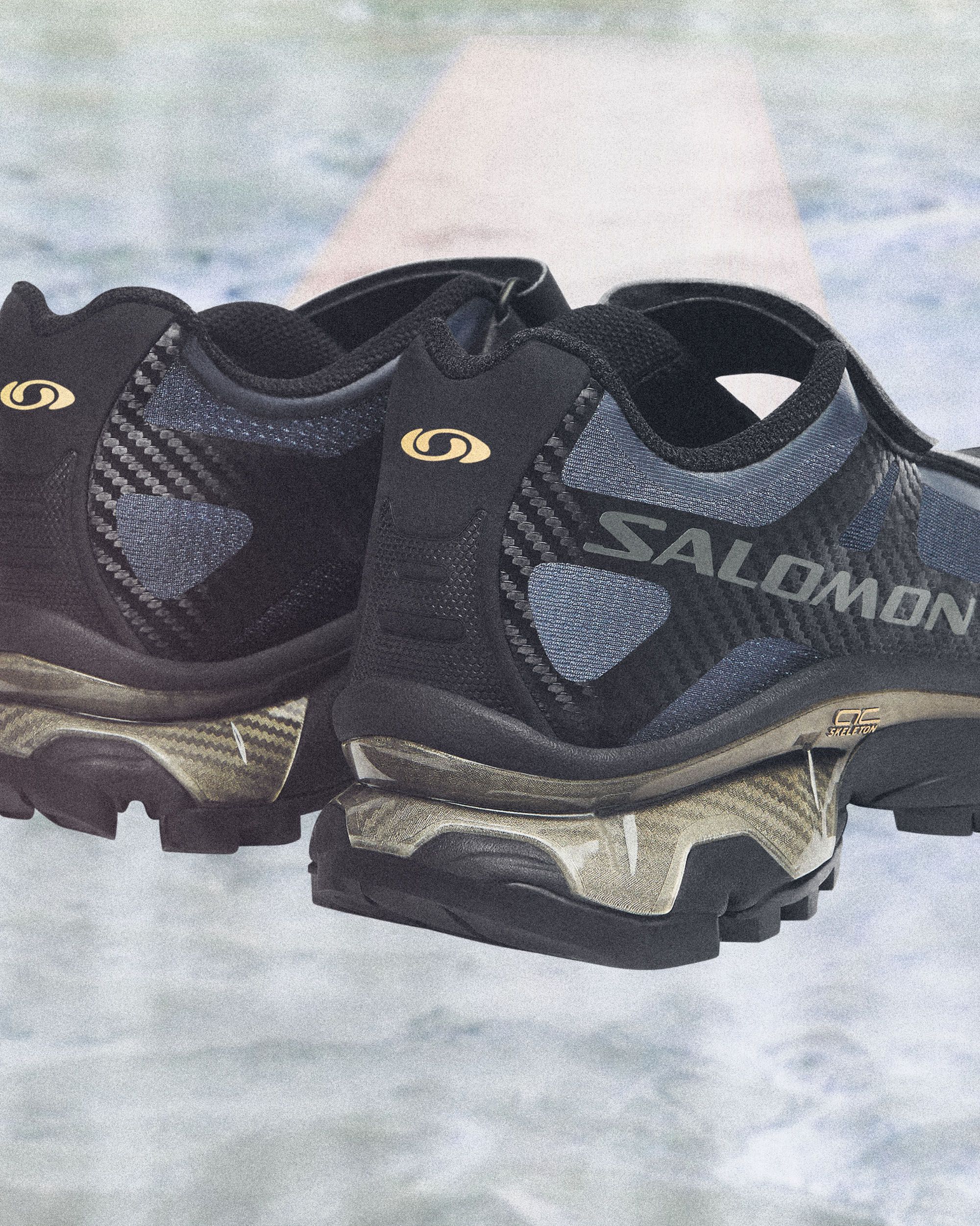 j！SALOMON MARGELA 6 ブラック アウトドアシューズ エムエム6 メゾン マルジェラ」×「サロモン」 新作は