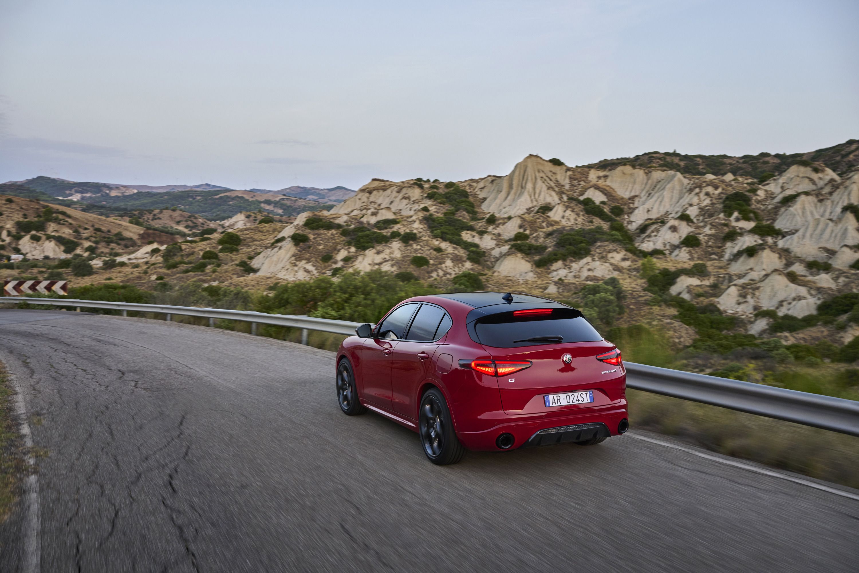 Stelvio plug in hybrid sales
