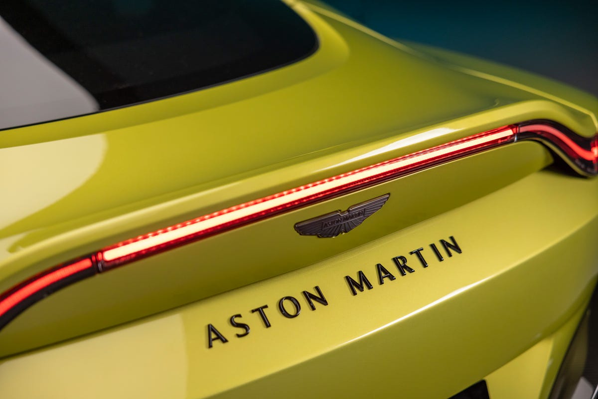 2025 Aston Martin Vantage 29 Review