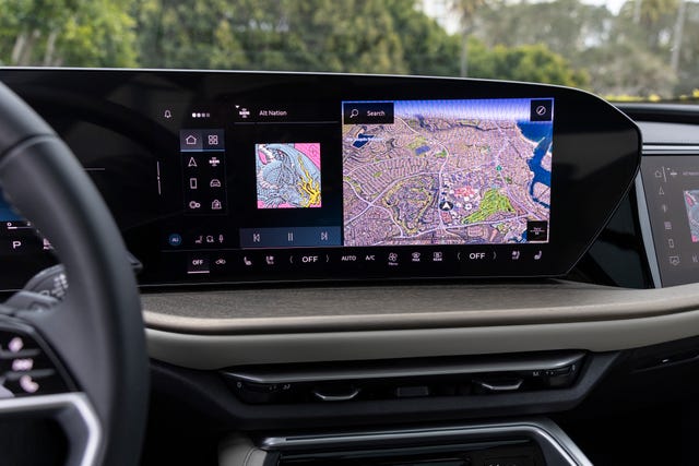 2025 Audi Q5 interior