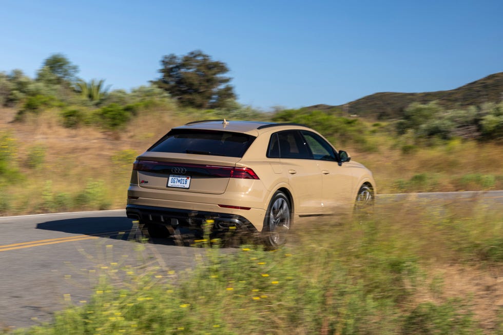 2025 audi q8