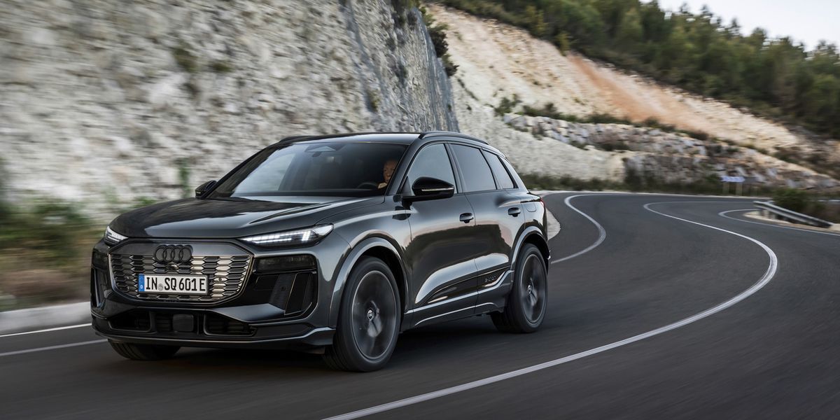 View Photos of the 2025 Audi Q6 and SQ6 e-tron