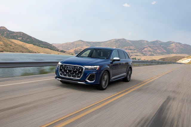 2025 audi sq7