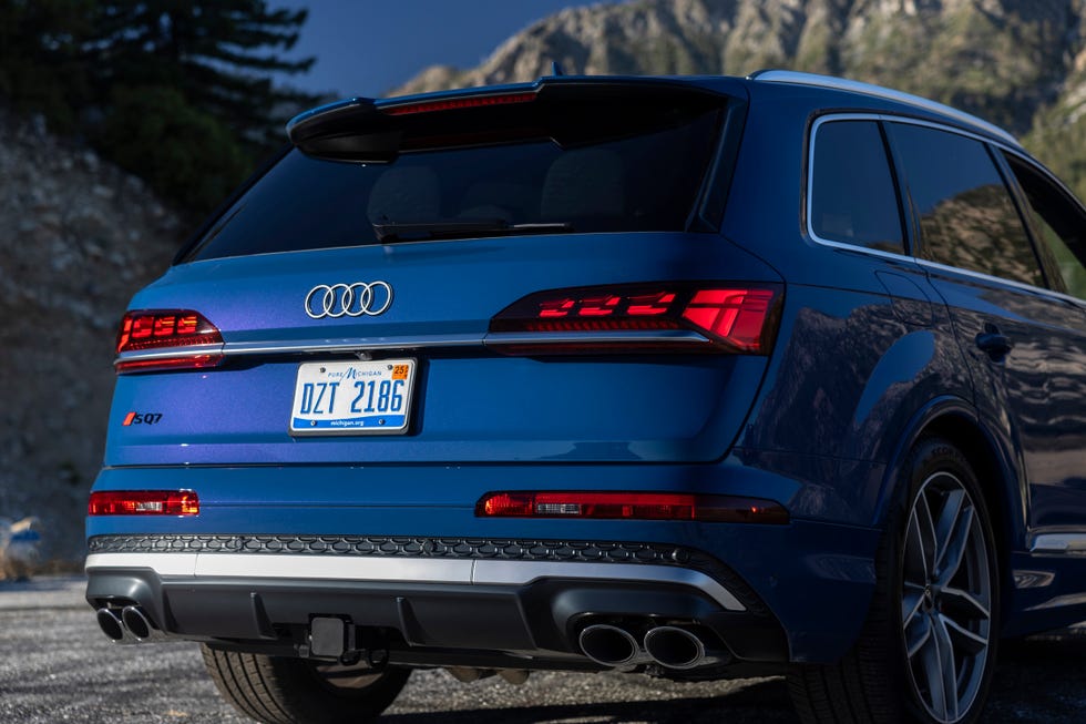 2025 audi sq7