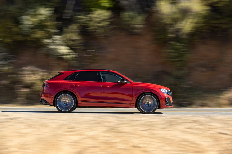 2025 audi sq8