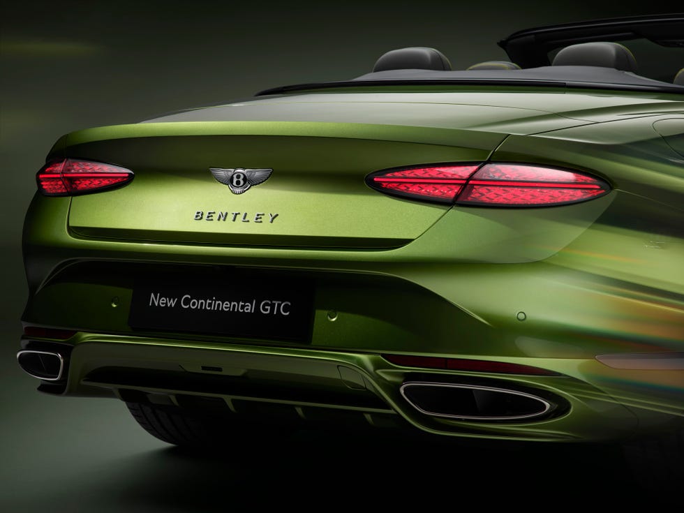 View Photos of the 2025 Bentley Continental GTC Speed