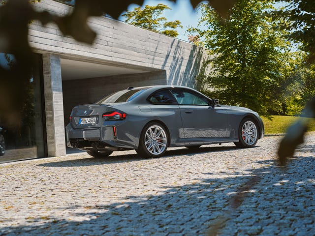 2025 bmw m2 rear