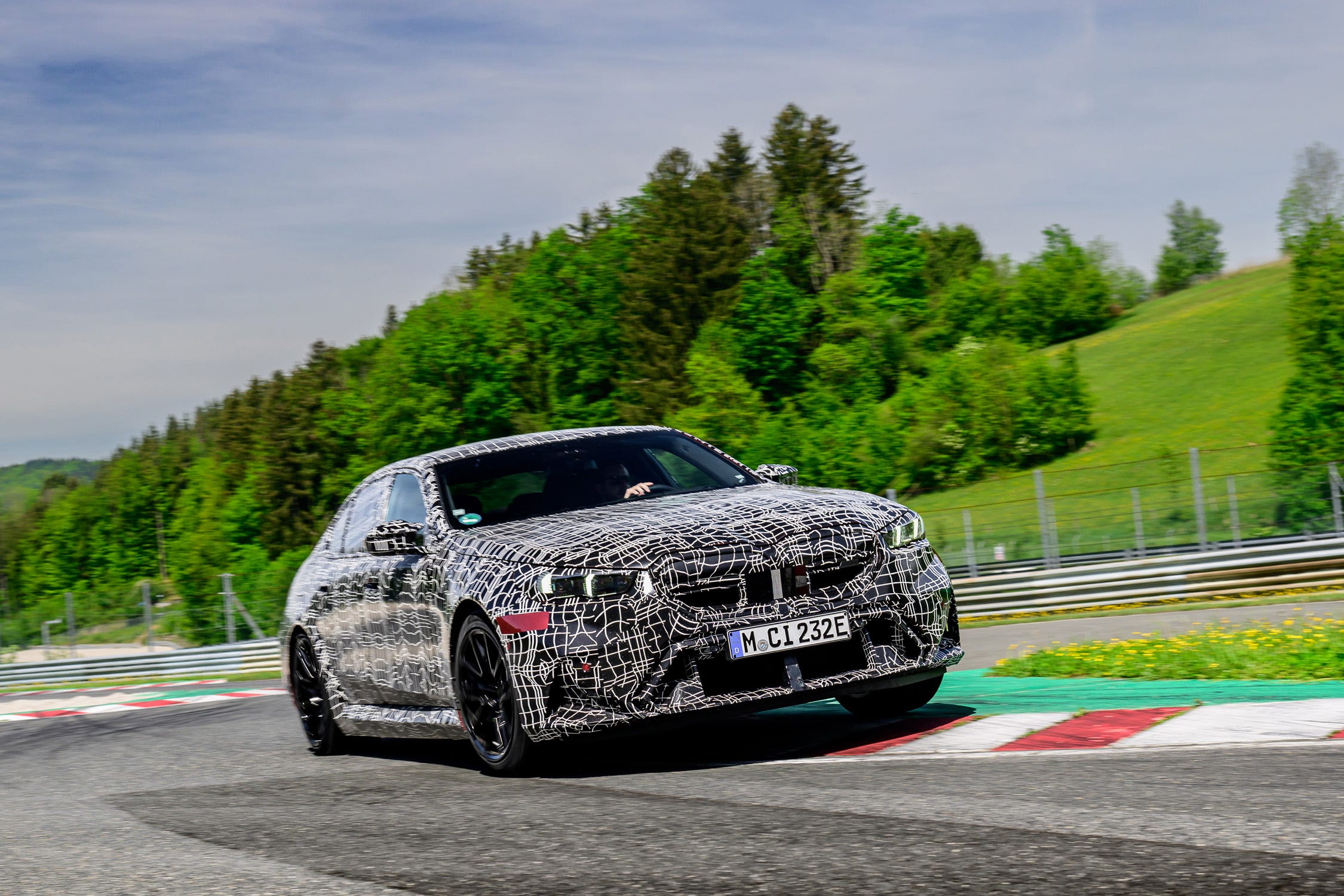 2025 bmw m5