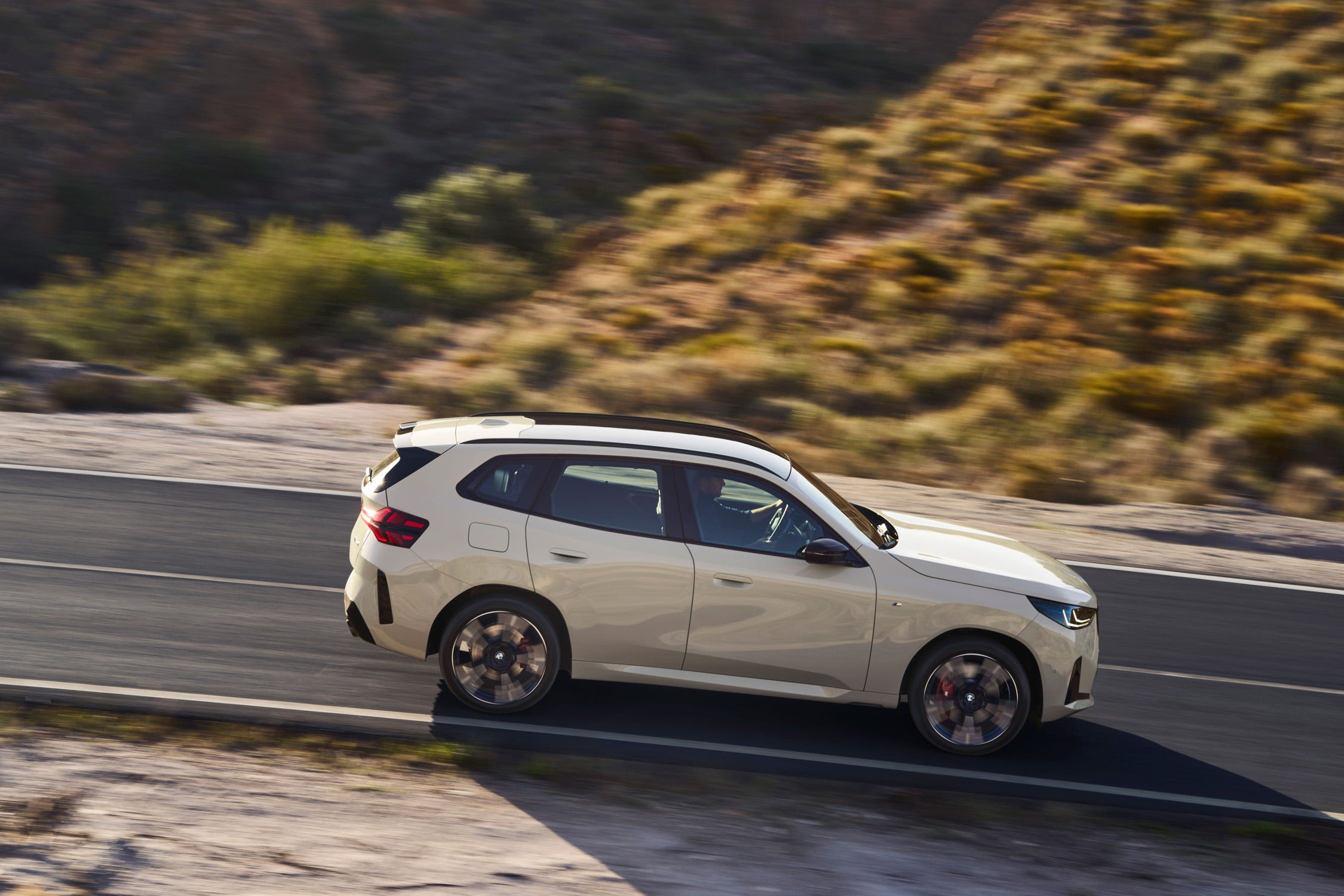 View Exterior Photos of the 2025 BMW X3