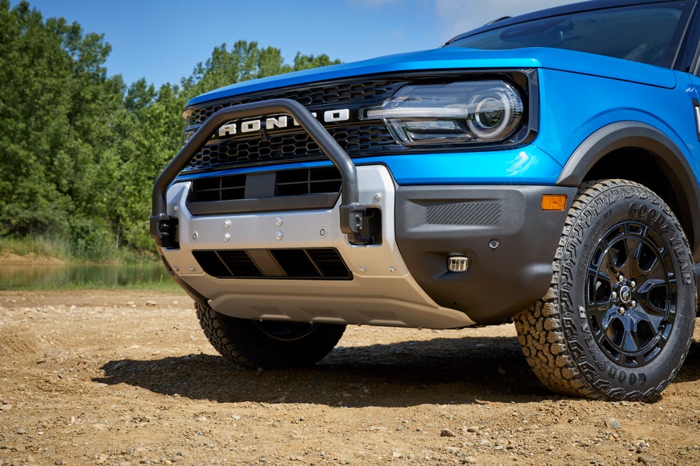 2025 Ford Bronco Sport Gets a Bull Bar-Equipped Sasquatch Option