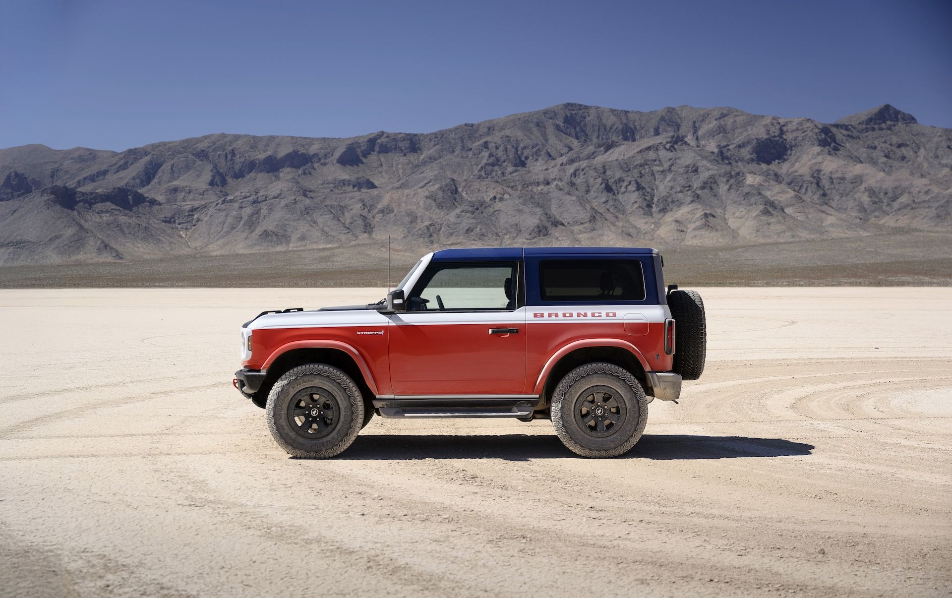 image of "View Photos of the 2025 Ford Bronco Stroppe Edition"