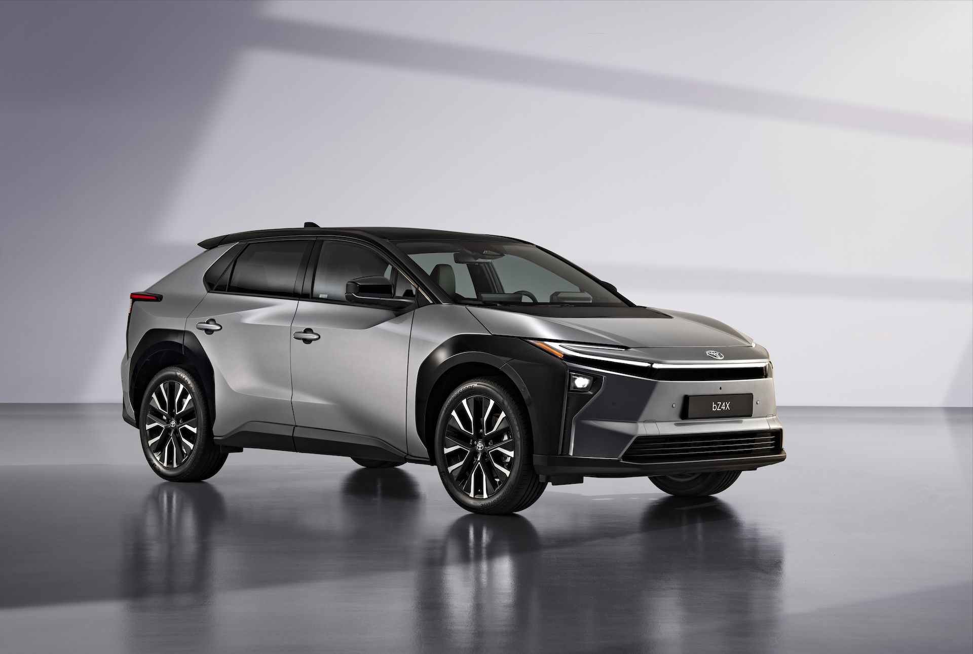 The Toyota bZ7 Is a New Flagship Sedan for China