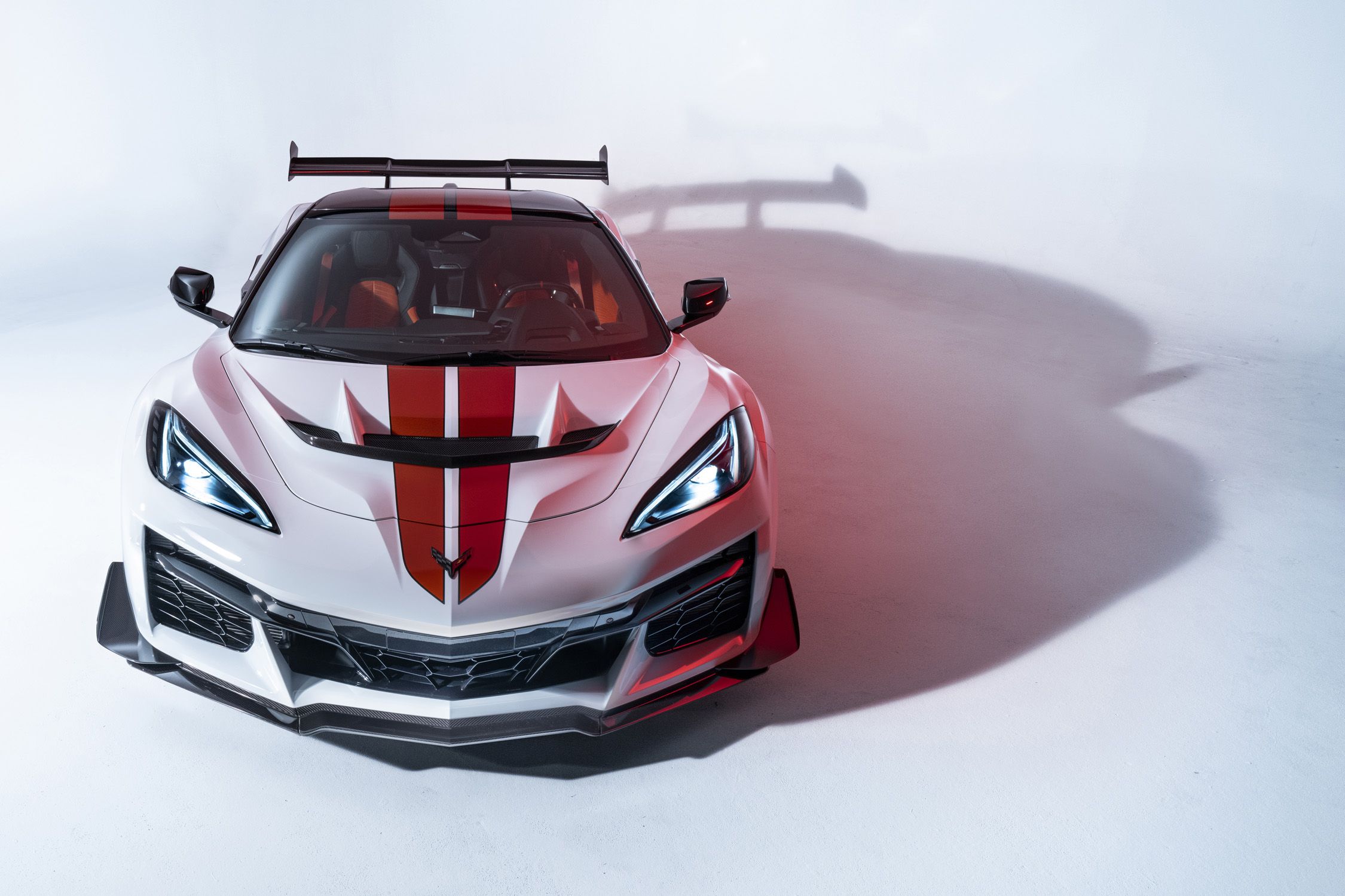 2025 Chevy Corvette ZR1 with 1064 HP Is Poised to Slay Supercars
