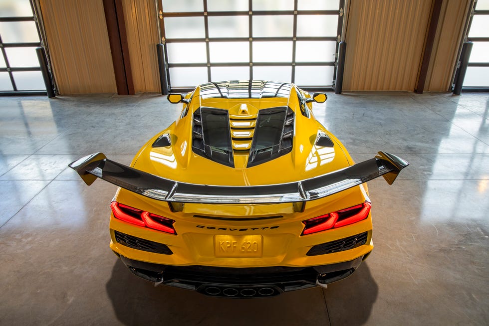 2025-chevrolet-corvette-zr1-116-66a1560159d2a.jpg