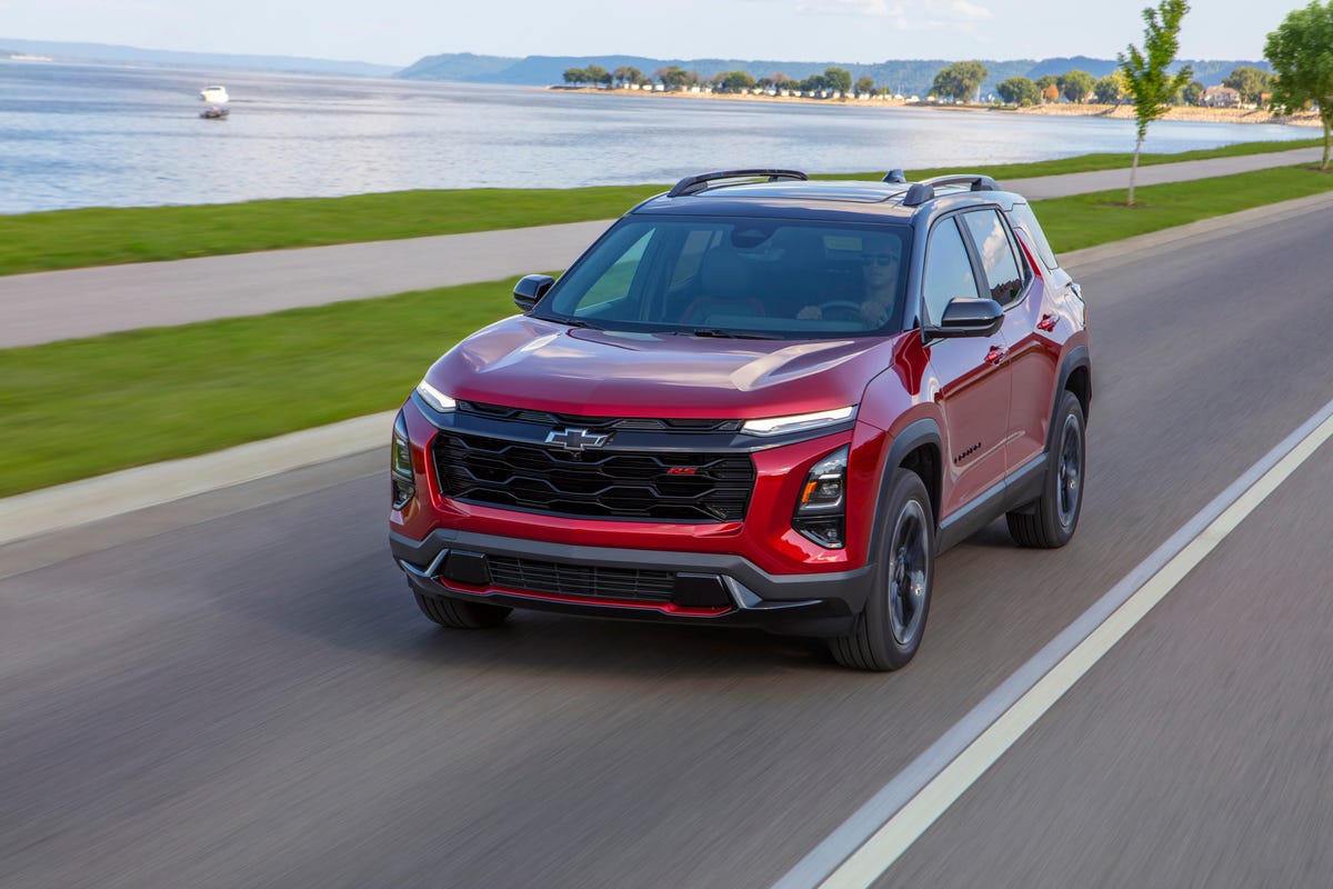 2025-chevrolet-equinox-rs-102-66c64f9000