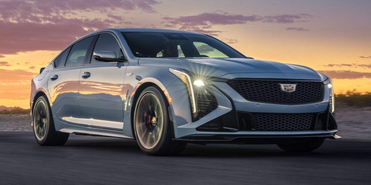 Driving Your Cadillac CT5-V Blackwing 2025