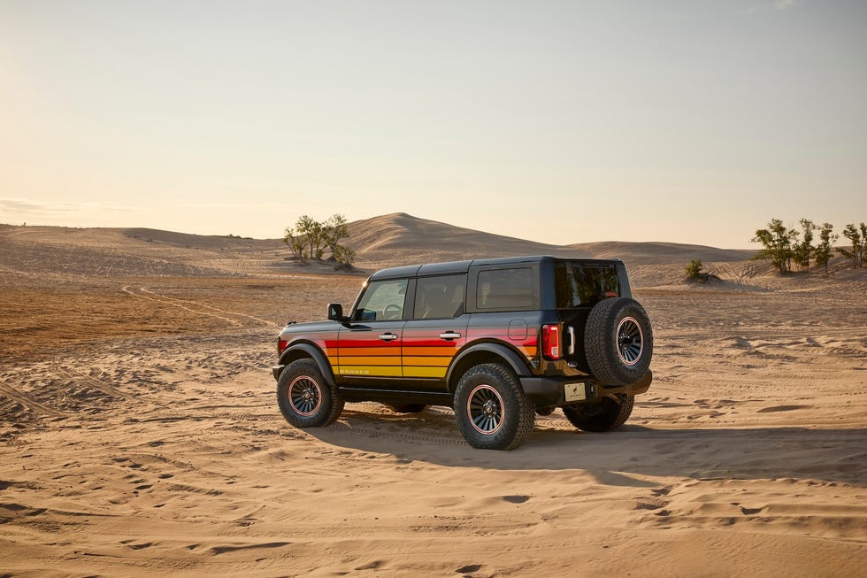 2025 ford bronco free wheeling rear shot