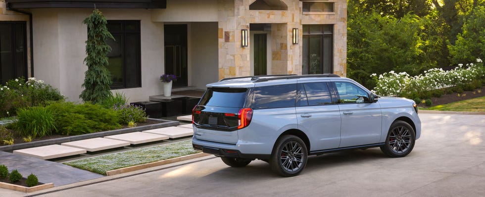 2025 Ford Expedition Gets More Exciting with Extensive Updates