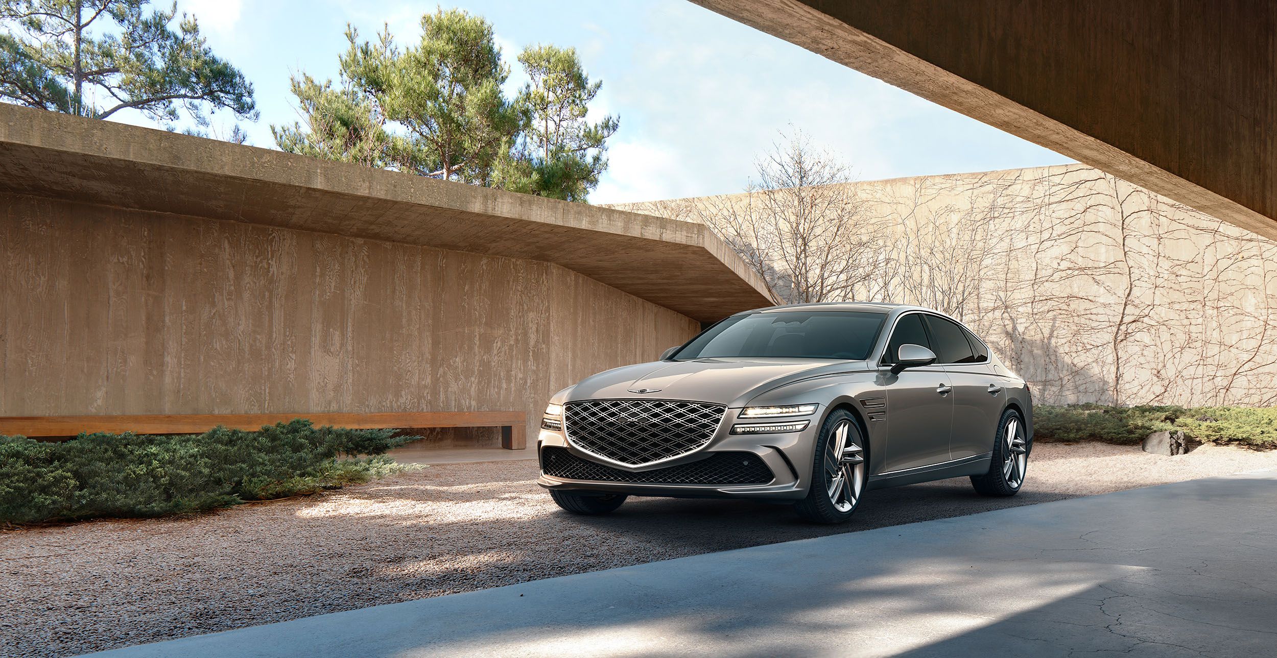 2025 Genesis G80 Updated with a Bigger Grille and a Huge Screen