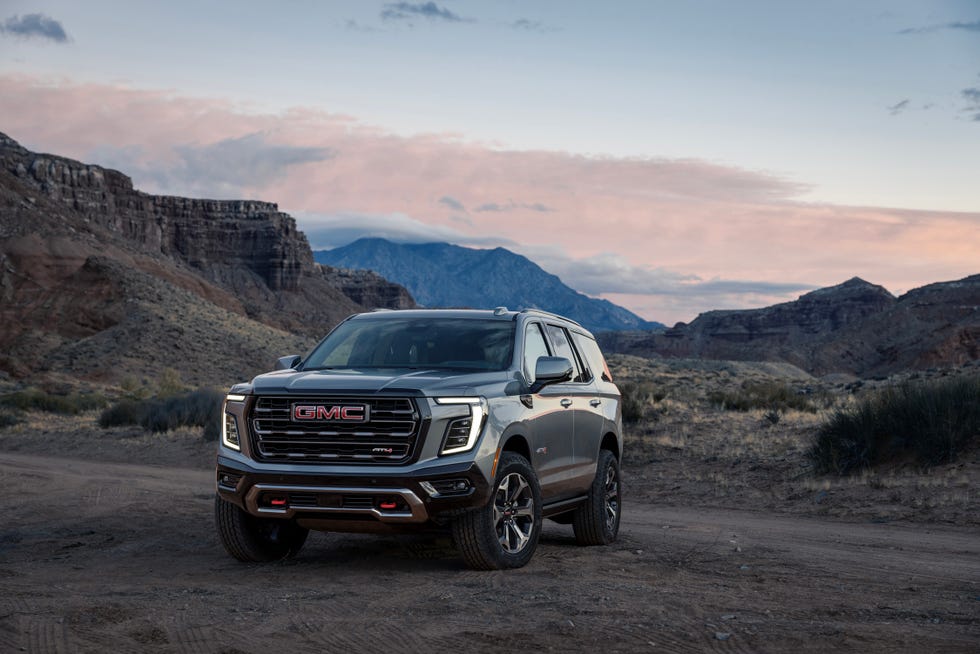 View Photos of the 2025 GMC Yukon