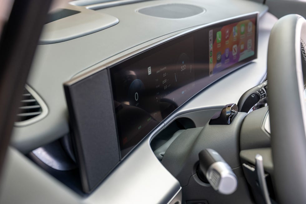 2025 hyundai ioniq 9 interior
