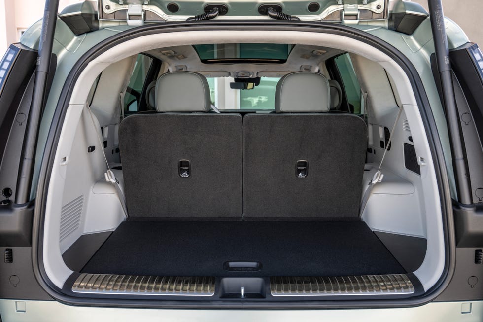 2025 hyundai ioniq 9 interior