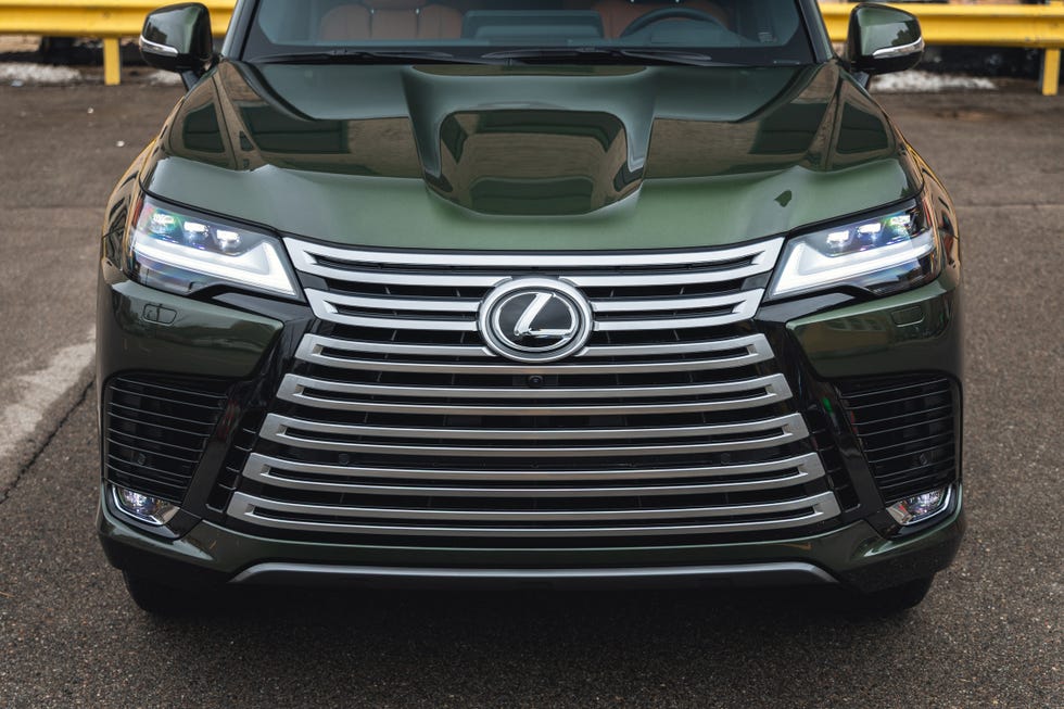 2025 lexus lx700h ultra luxury