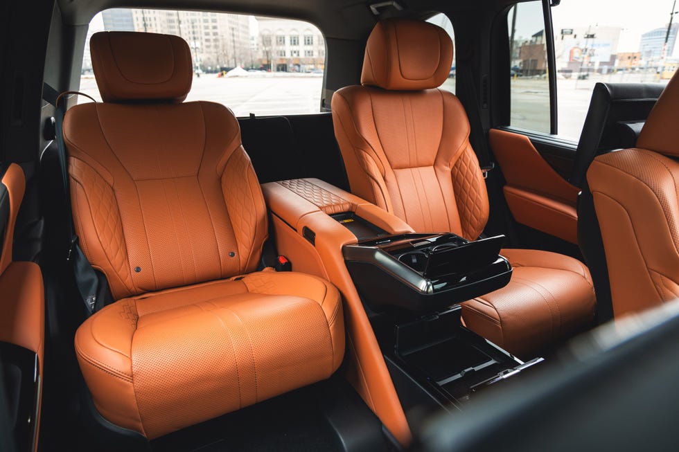 2025 lexus lx700h ultra luxury