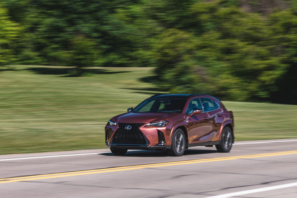 2025 lexus ux 300h f sport handling