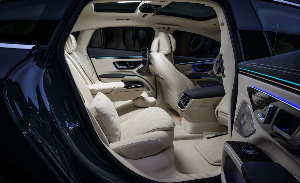 2025 MercedesBenz EQS Debuts New Look, Improved Range 2025 MercedesBenz EQS Debuts New Look, Improved Range