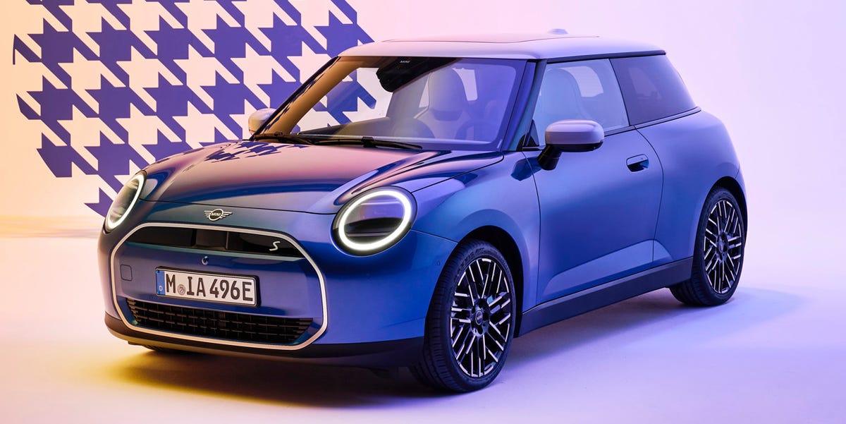 https://hips.hearstapps.com/hmg-prod/images/2025-mini-cooper-electric-exterior-112-64e77c9146f73.jpg?crop=0.553xw:0.415xh;0.248xw,0.415xh&resize=1200:*