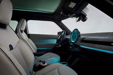 2025 mini cooper se electric interior