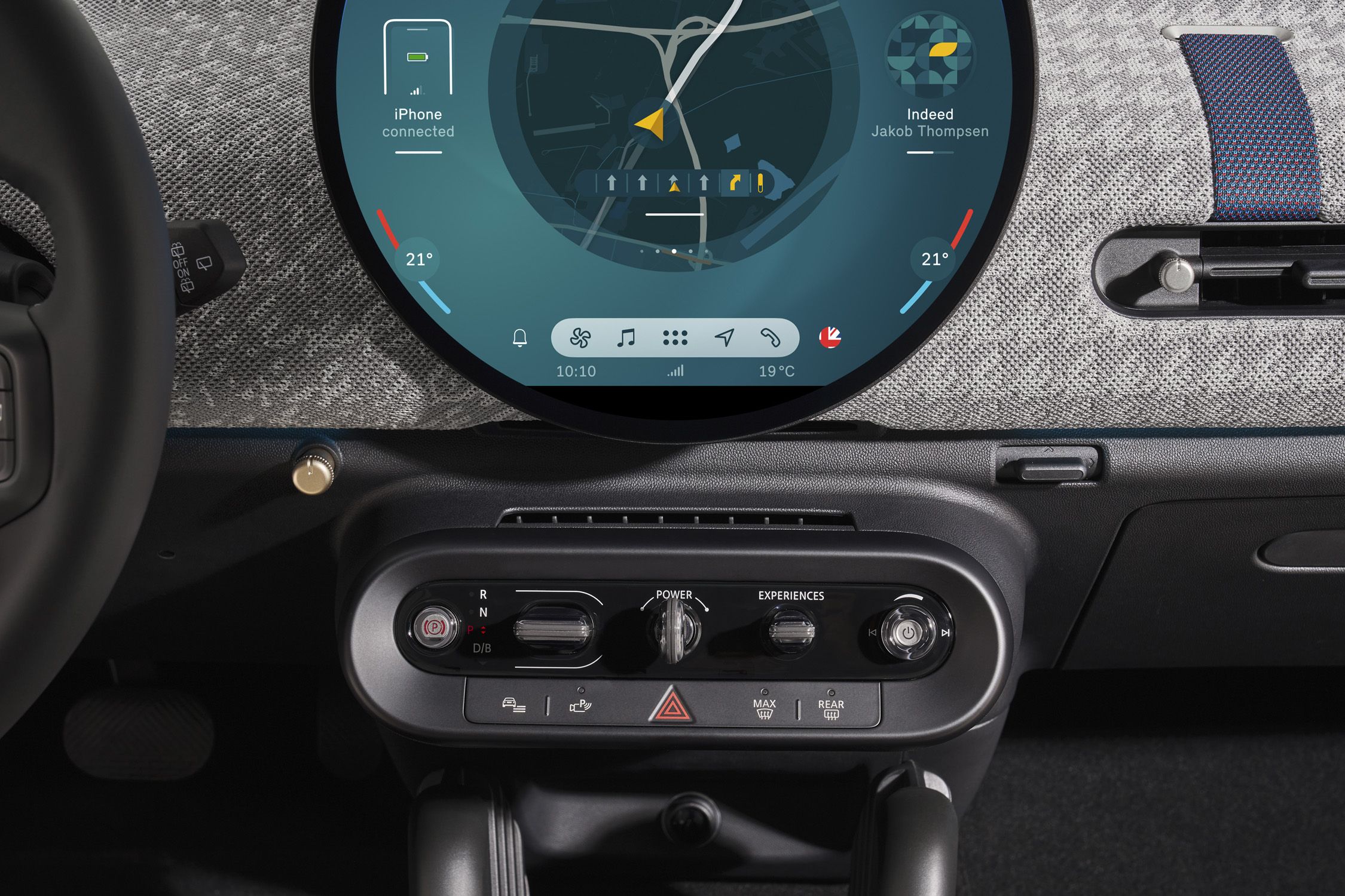 View Interior Photos Of The 2025 Mini Cooper Electric