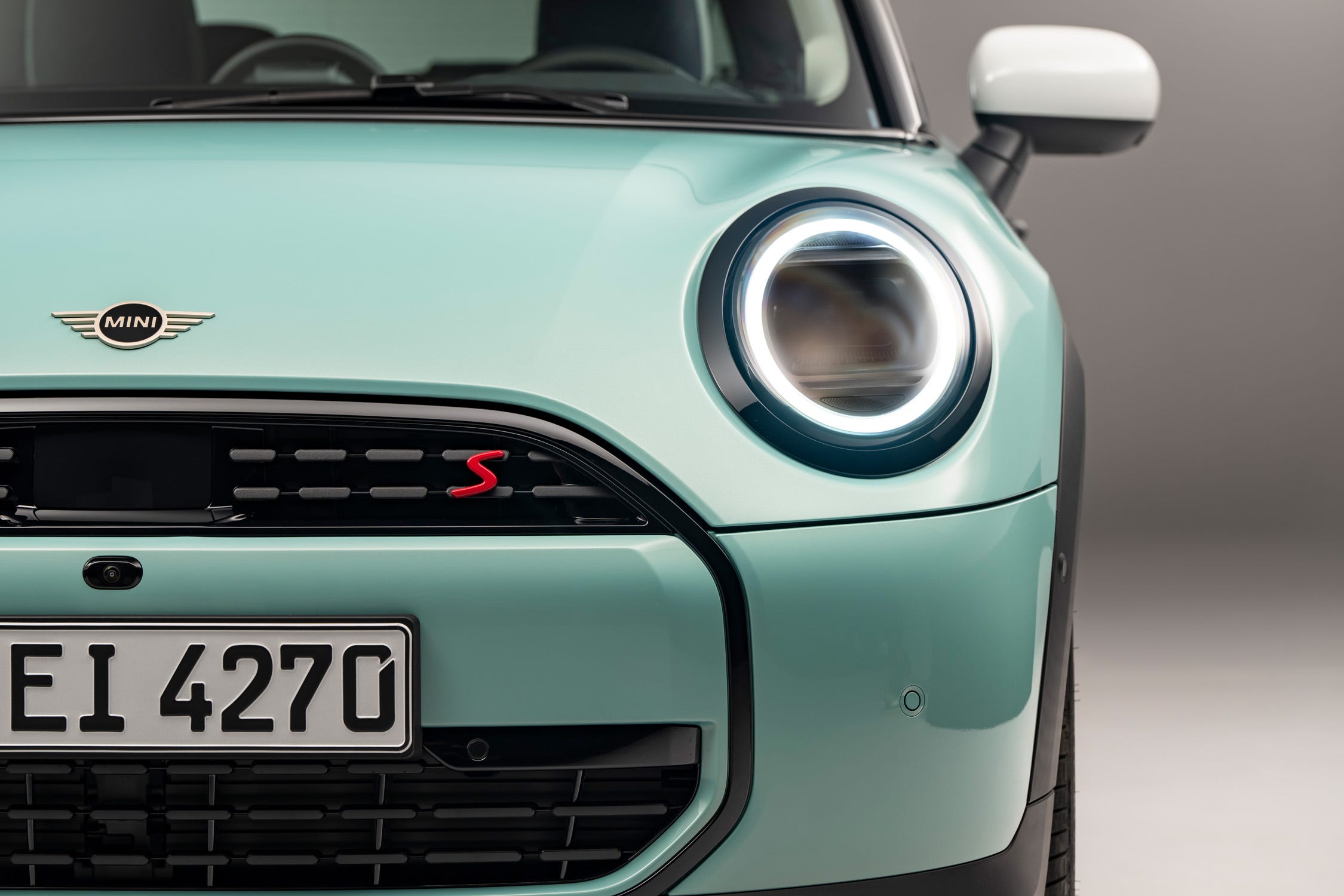 View Photos of the 2025 Mini Cooper Hardtop