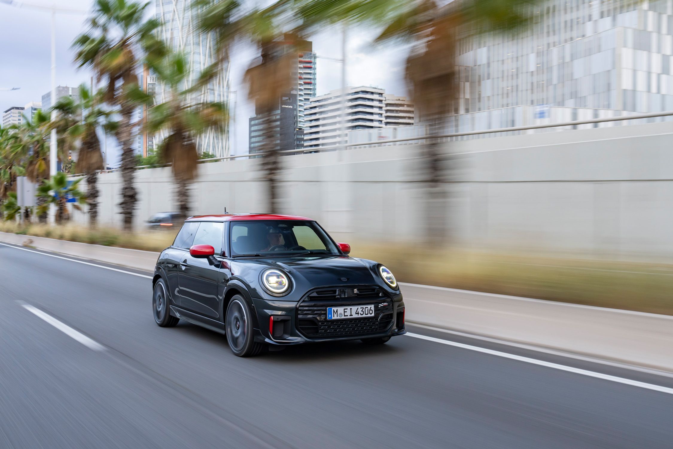 2024 Mini Cooper Review, Pricing, And Specs