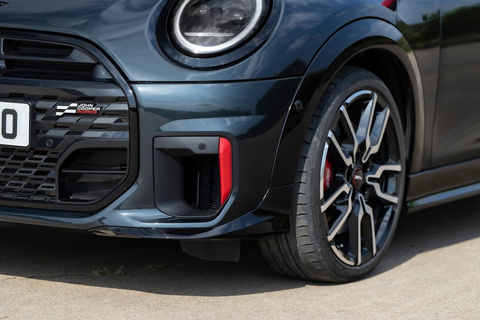 2025 mini cooper jcw