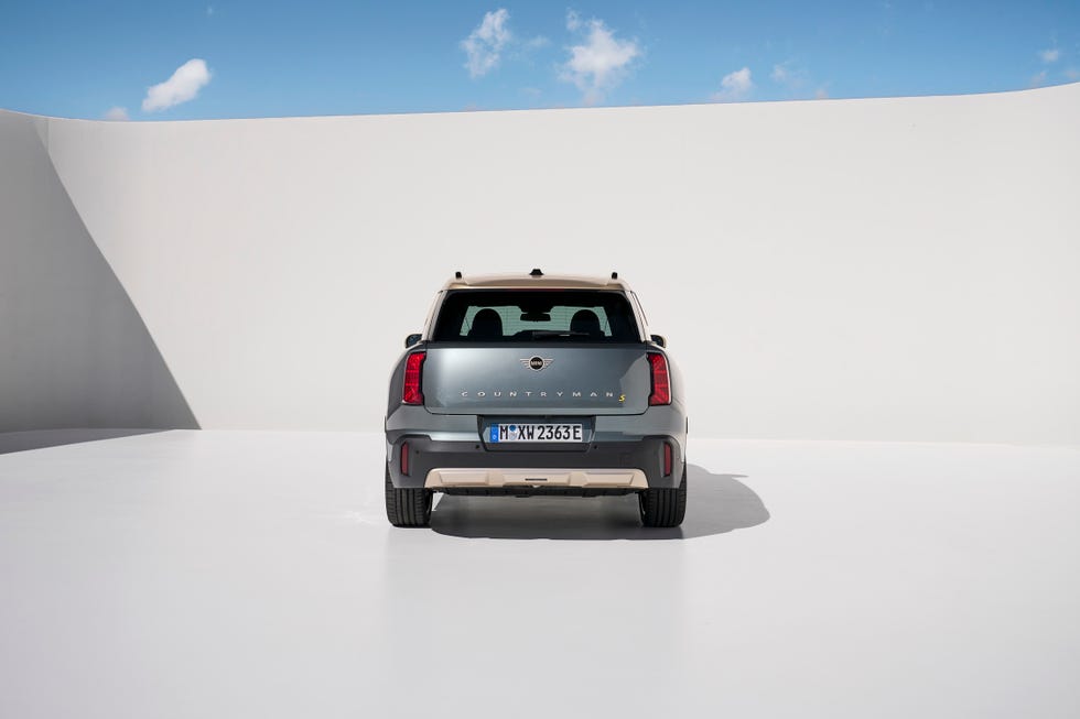 2025 MINI Cooper Countryman SE Electric 2025 mini cooper countryman se electric