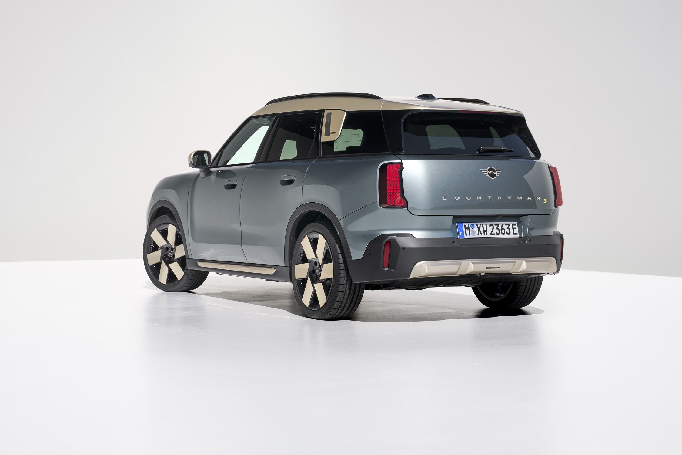 Mini Countryman SUV Is Revitalized as an EV with Sharper Styling