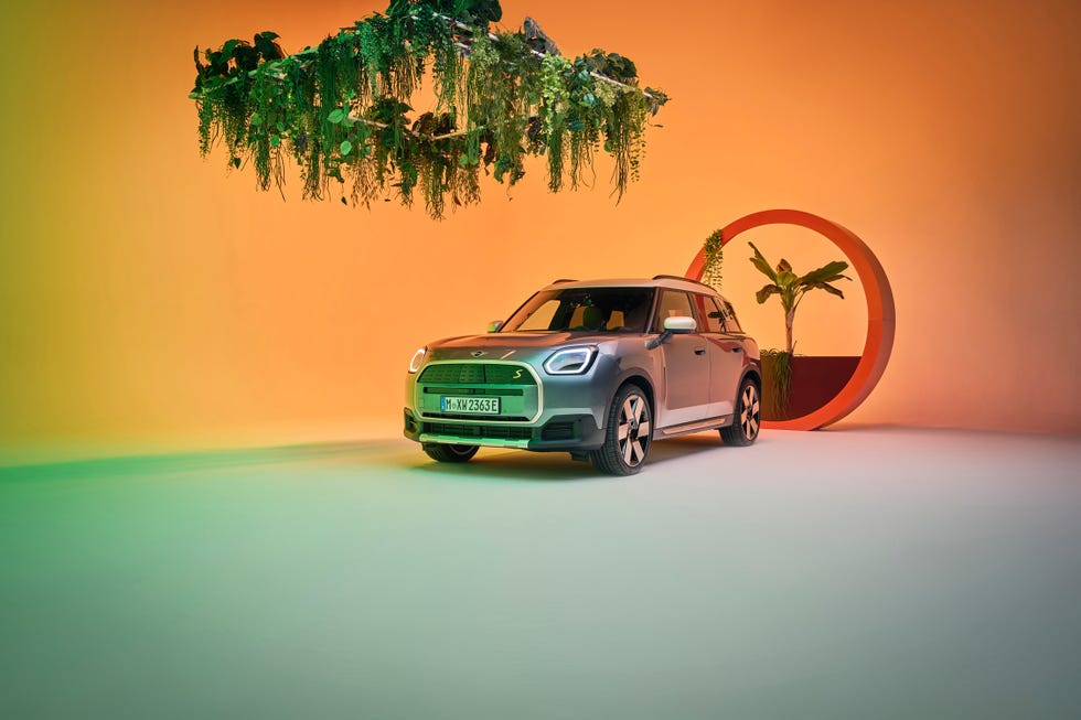 2025 mini cooper countryman se electric