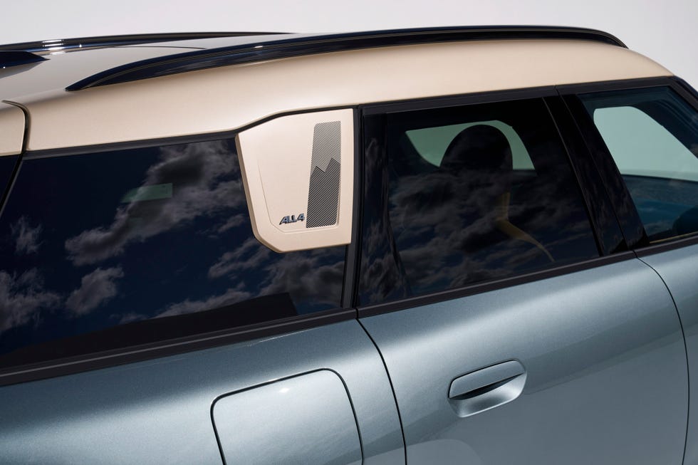 2025 MINI Cooper Countryman SE Electric 2025 mini cooper countryman se electric