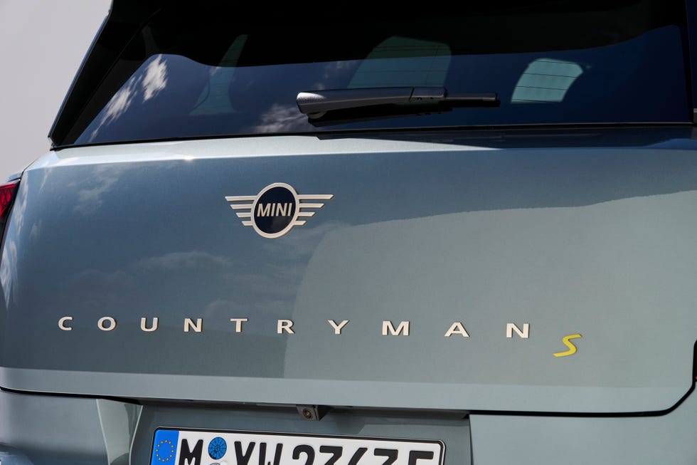 2025 MINI Cooper Countryman SE Electric 2025 mini cooper countryman se electric