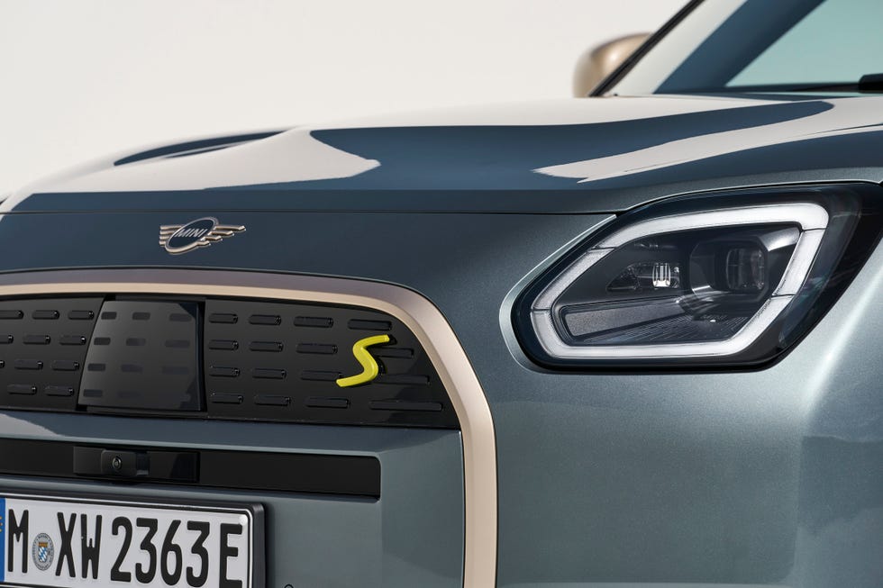 2025 mini cooper countryman se electric