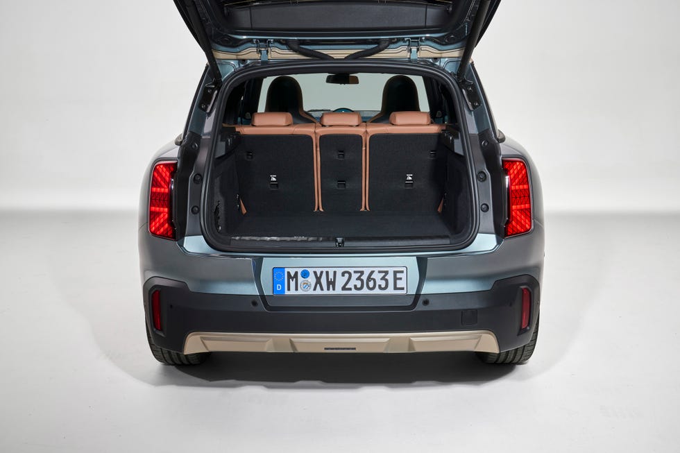 2025 mini cooper countryman se electric