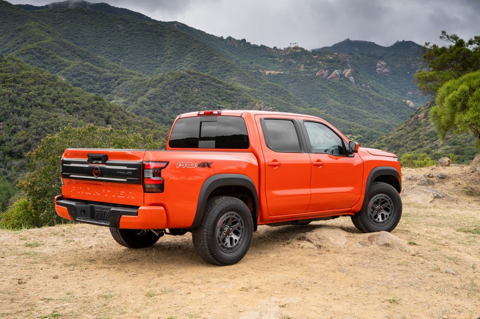 2025 nissan frontier