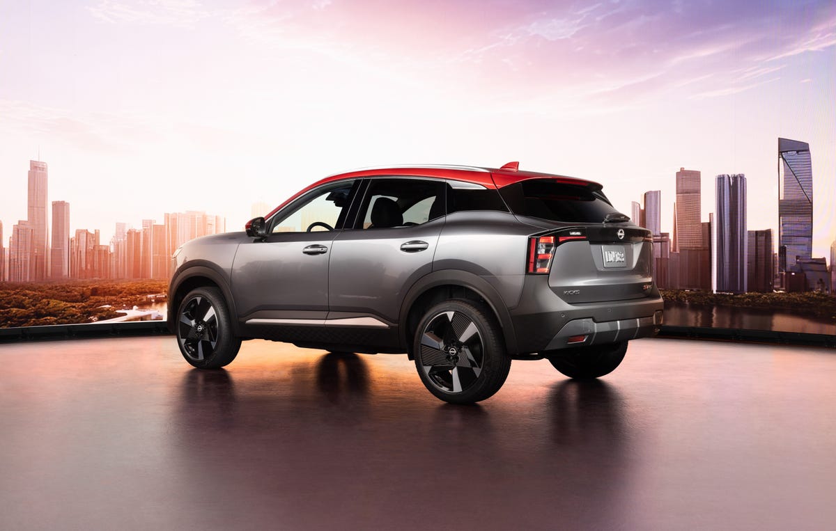 2025-nissan-kicks-rear-three-quarters-studio-2-65fd94a2e1498.jpg