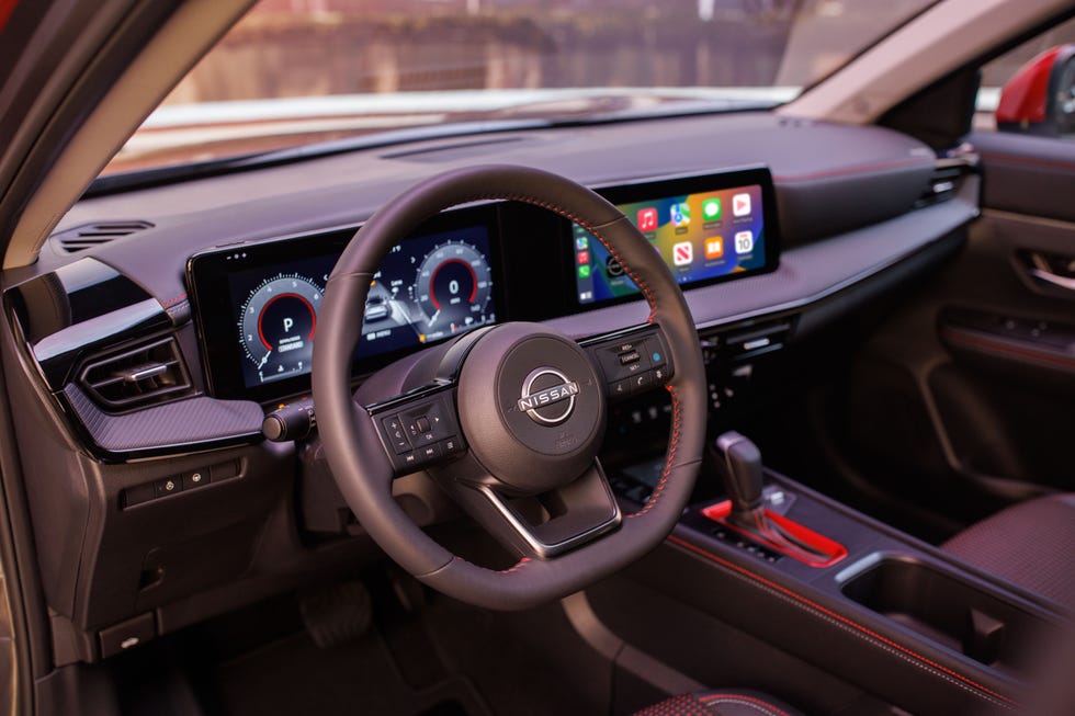 View Interior Photos of the 2025 Nissan Kicks