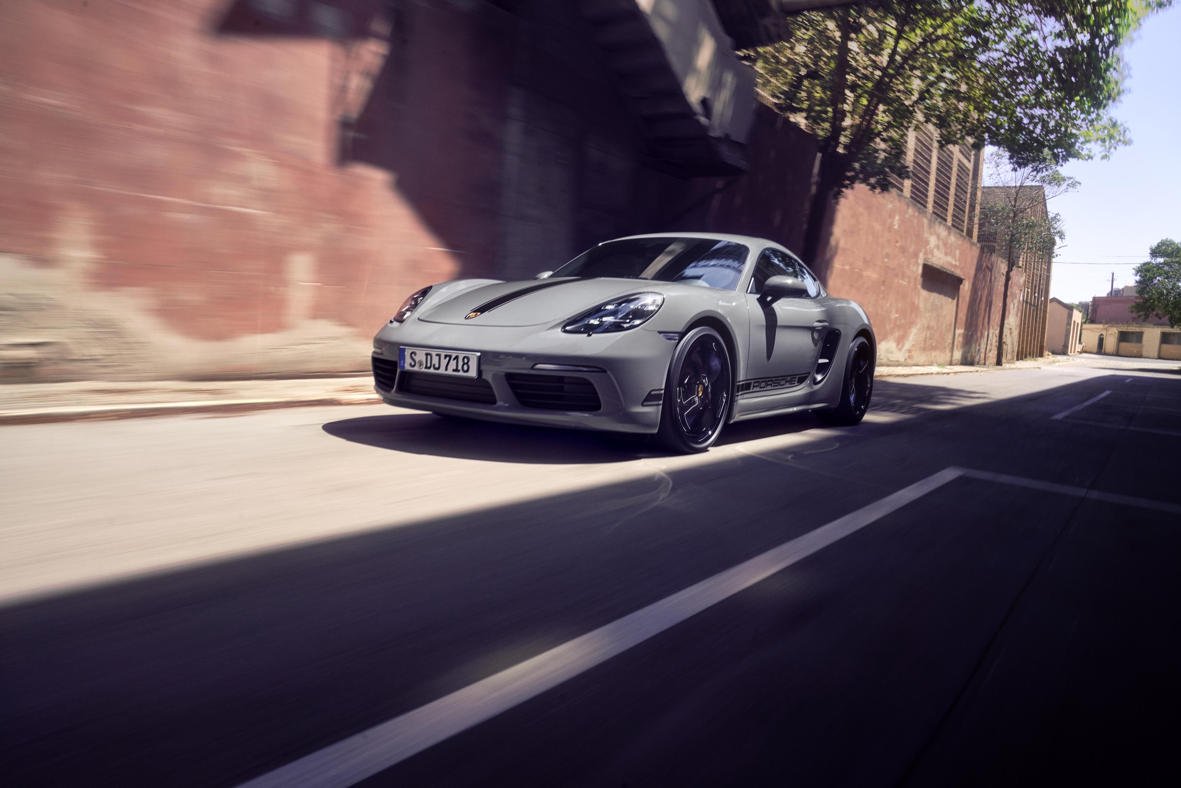 2025 Porsche 718 Cayman Review, Pricing, and Specs