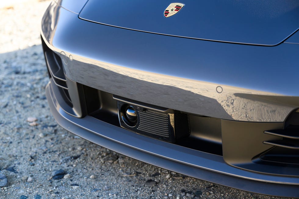 2025 porsche 911 carrera